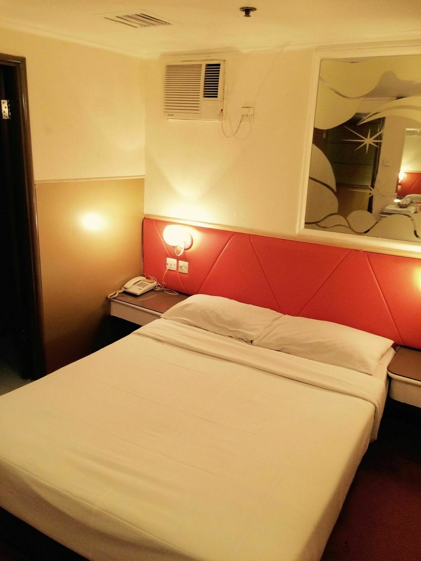 J Hotel Hongkong Exterior foto