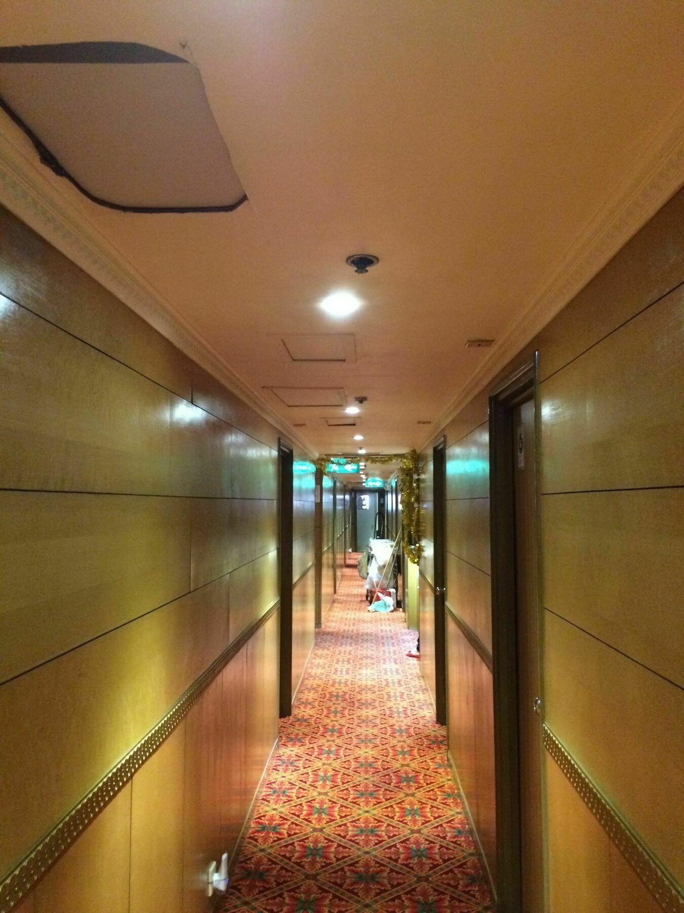 J Hotel Hongkong Exterior foto