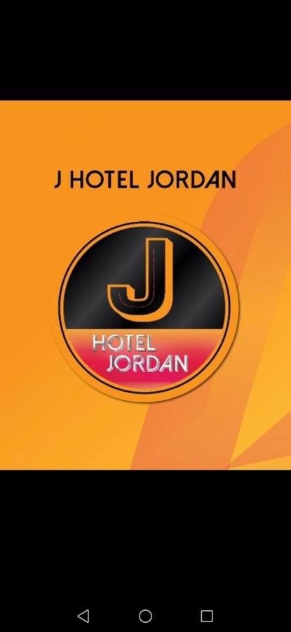 J Hotel Hongkong Exterior foto